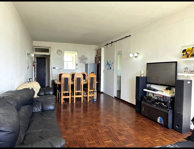 2.5 BEDROOM APARTMENT FOR SALE IN SOUTH BEACH
